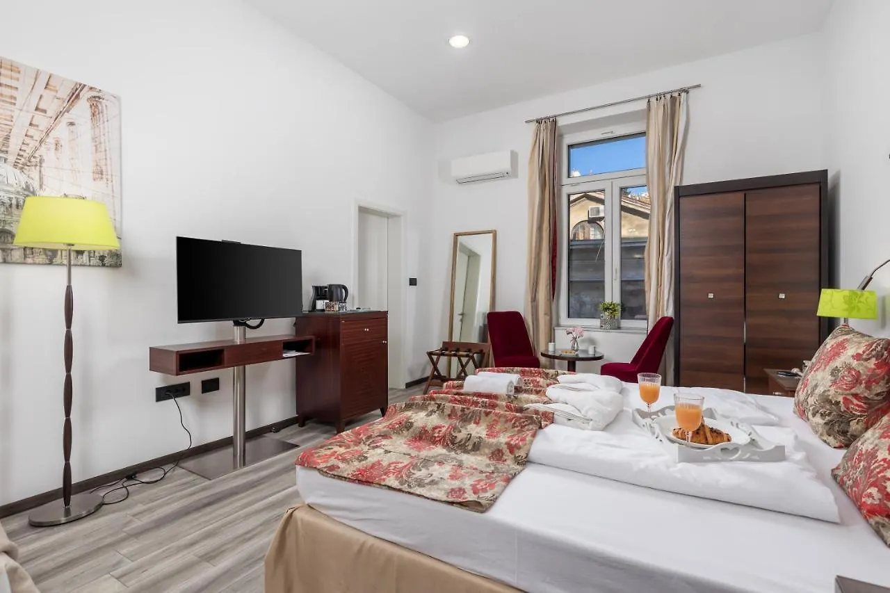 Continentale Apartment Rijeka Croatia